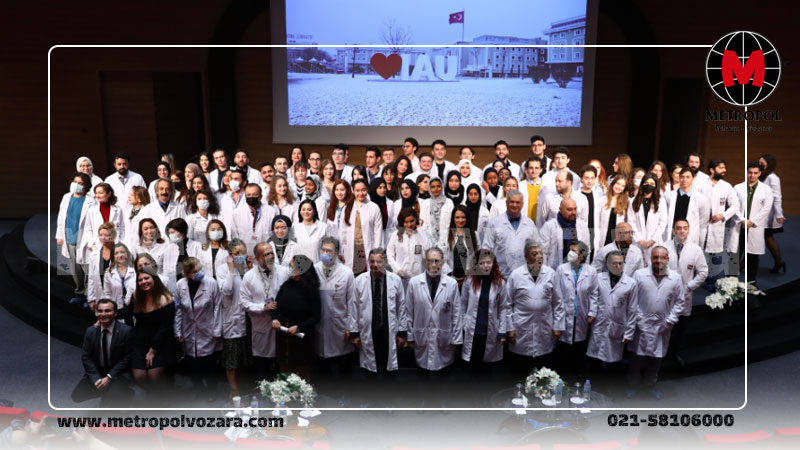 جمع دانشجویان رشته پذشکی دانشگاه آیدین ترکیه